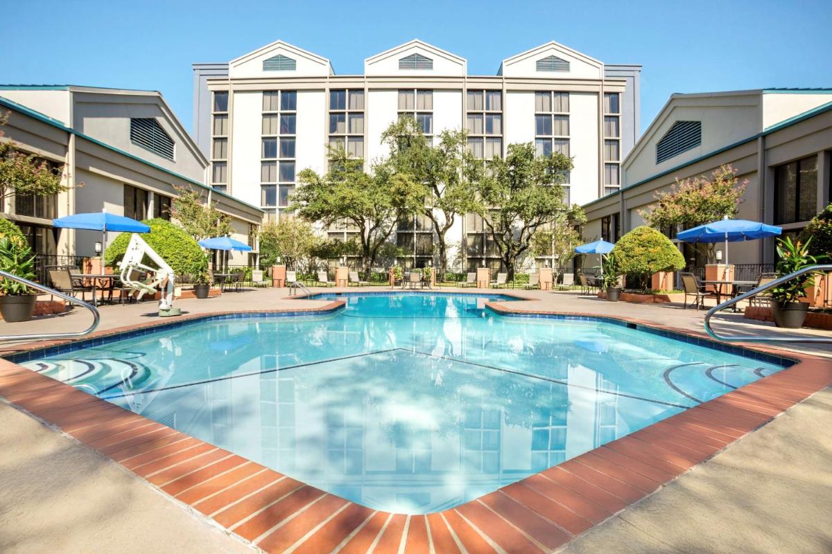 DoubleTree by Hilton DFW Airport North - image 7