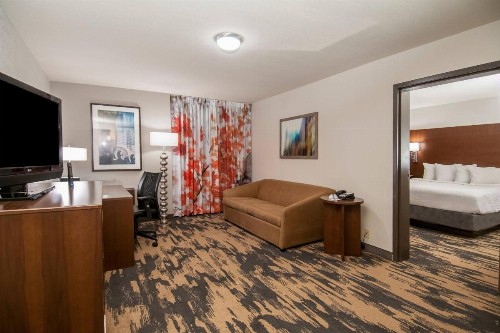 Fairfield Inn & Suites by Marriott Dallas DFW Airport South/Irving - image 18