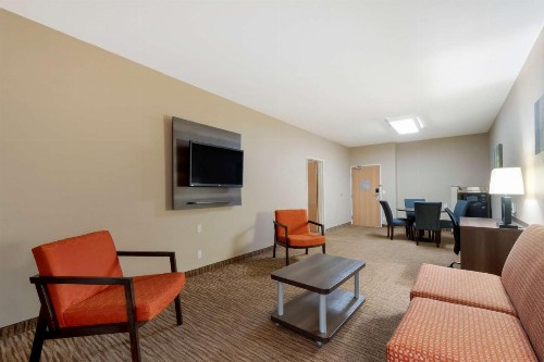Best Western Plus DFW Airport Suites - image 11