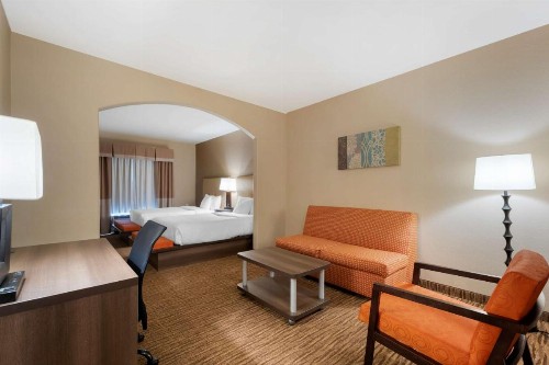 Best Western Plus DFW Airport Suites - image 32