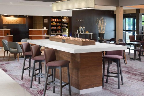 Courtyard by Marriott Dallas DFW Airport North/Irving - image 12