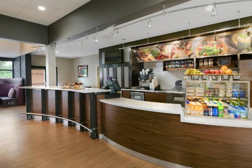 Courtyard by Marriott Dallas DFW Airport North/Irving - image 19