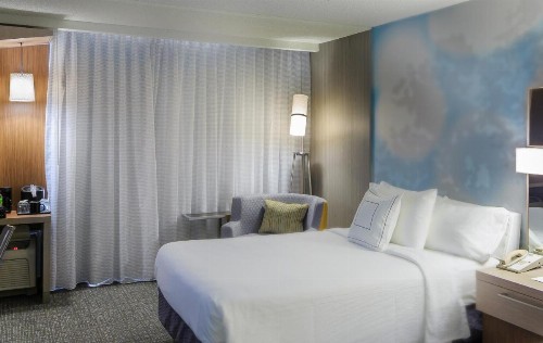 Courtyard by Marriott Dallas DFW Airport North/Irving - image 20