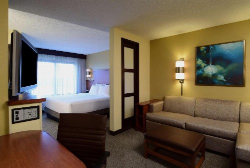 Hyatt Place Dallas Las Colinas - image 9