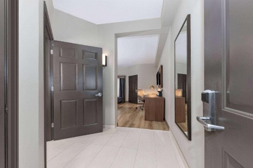 La Quinta by Wyndham Dallas DFW Airport North - image 44