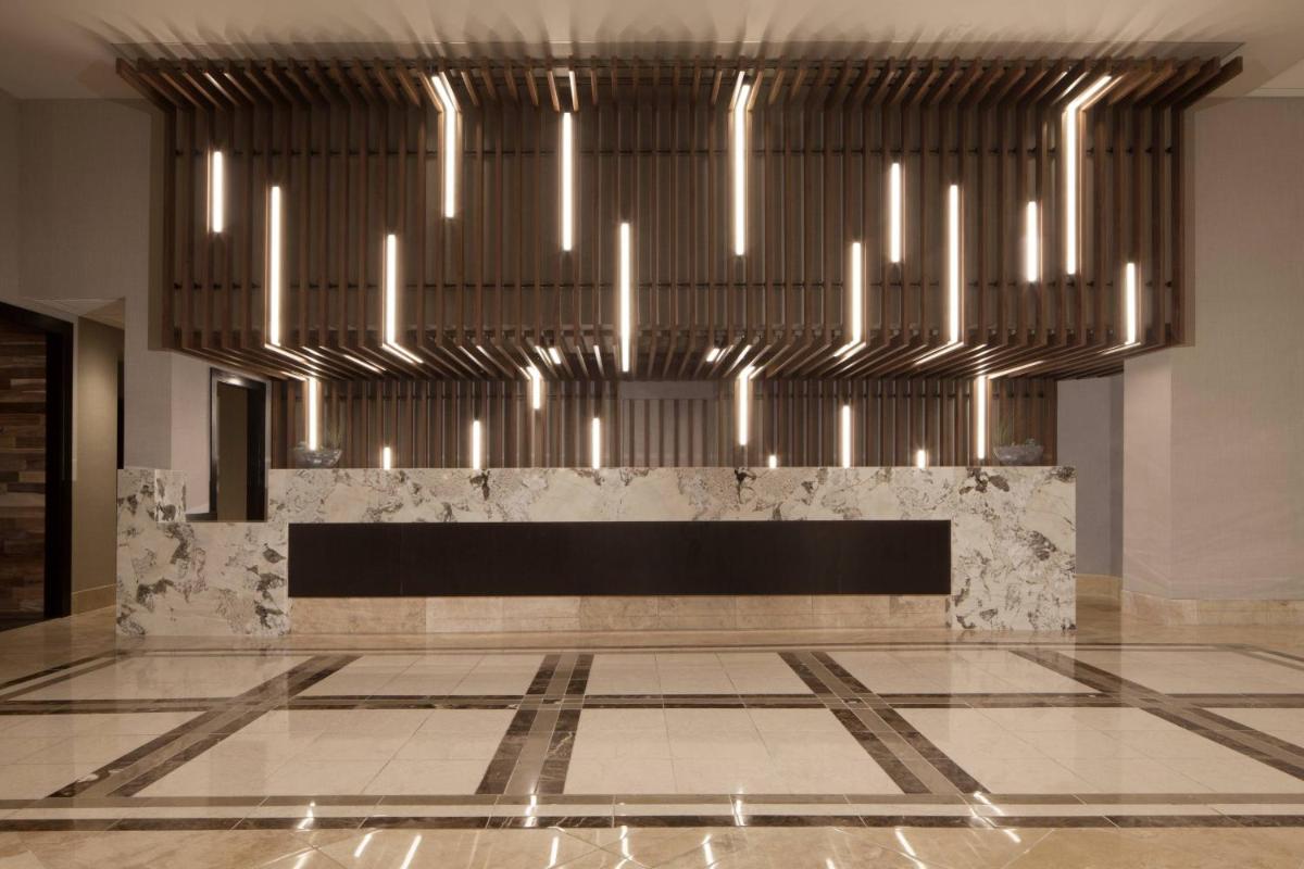 Dallas/Fort Worth Airport Marriott - image 6