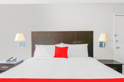 OYO Hotel Irving DFW Airport South - image 14