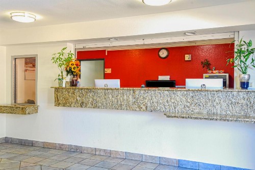 OYO Hotel Irving DFW Airport South - image 23