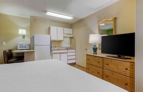 Extended Stay America Suites - Dallas - Las Colinas - Carnaby St - image 40
