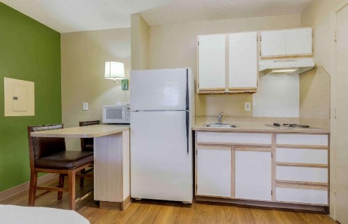 Extended Stay America Suites - Dallas - Las Colinas - Carnaby St - image 42