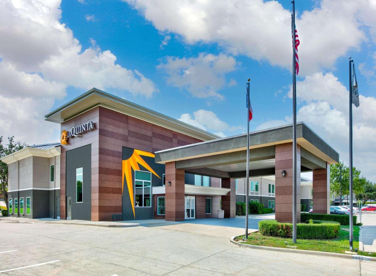 La Quinta by Wyndham Dallas - Las Colinas - main image