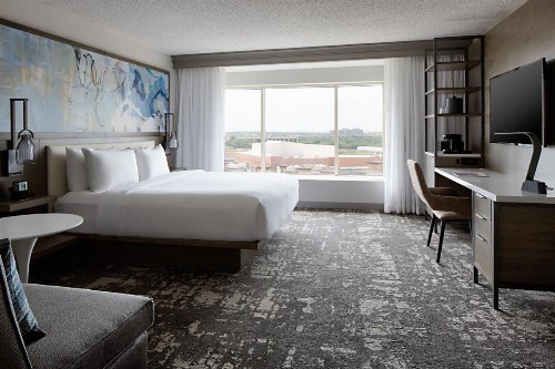 Marriott Dallas Las Colinas - image 4