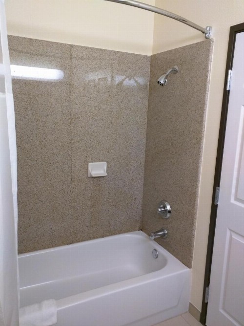 Hawthorn Suites Irving DFW South - image 34