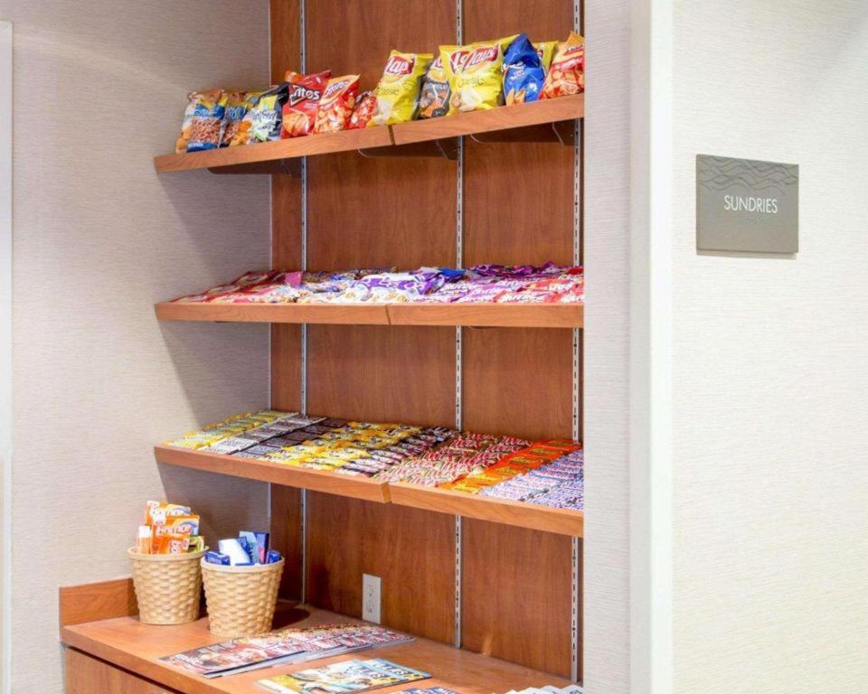 Comfort Inn DFW Airport North - image 4