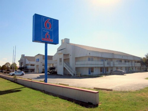 Motel 6-Irving TX - Irving DFW Airport East - image 29