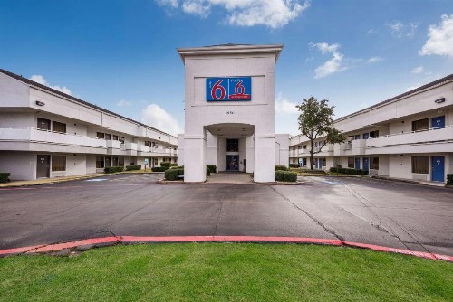 Motel 6-Irving TX - Irving DFW Airport East - image 7