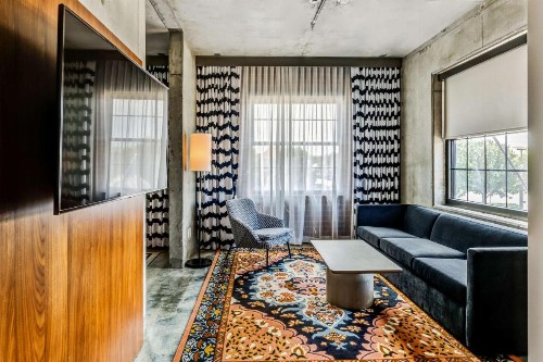 NYLO Las Colinas Hotel Tapestry Collection by Hilton - image 27
