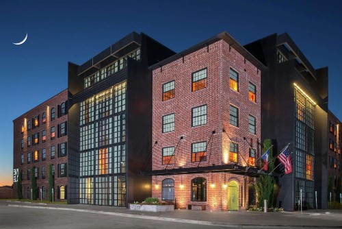 NYLO Las Colinas Hotel Tapestry Collection by Hilton - image 4