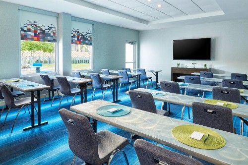 Aloft Hotel Las Colinas - image 11