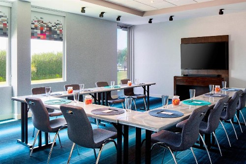 Aloft Hotel Las Colinas - image 13