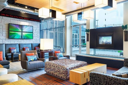Aloft Hotel Las Colinas - image 3