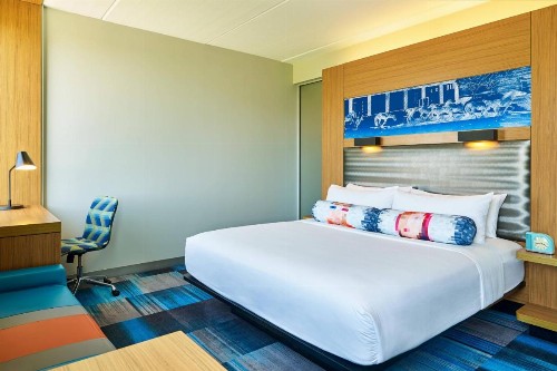 Aloft Hotel Las Colinas - image 4