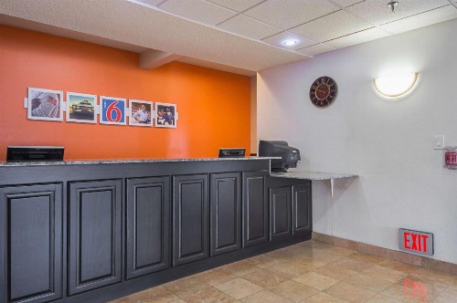 Motel 6 Dallas – Irving DFW Airport South - image 20