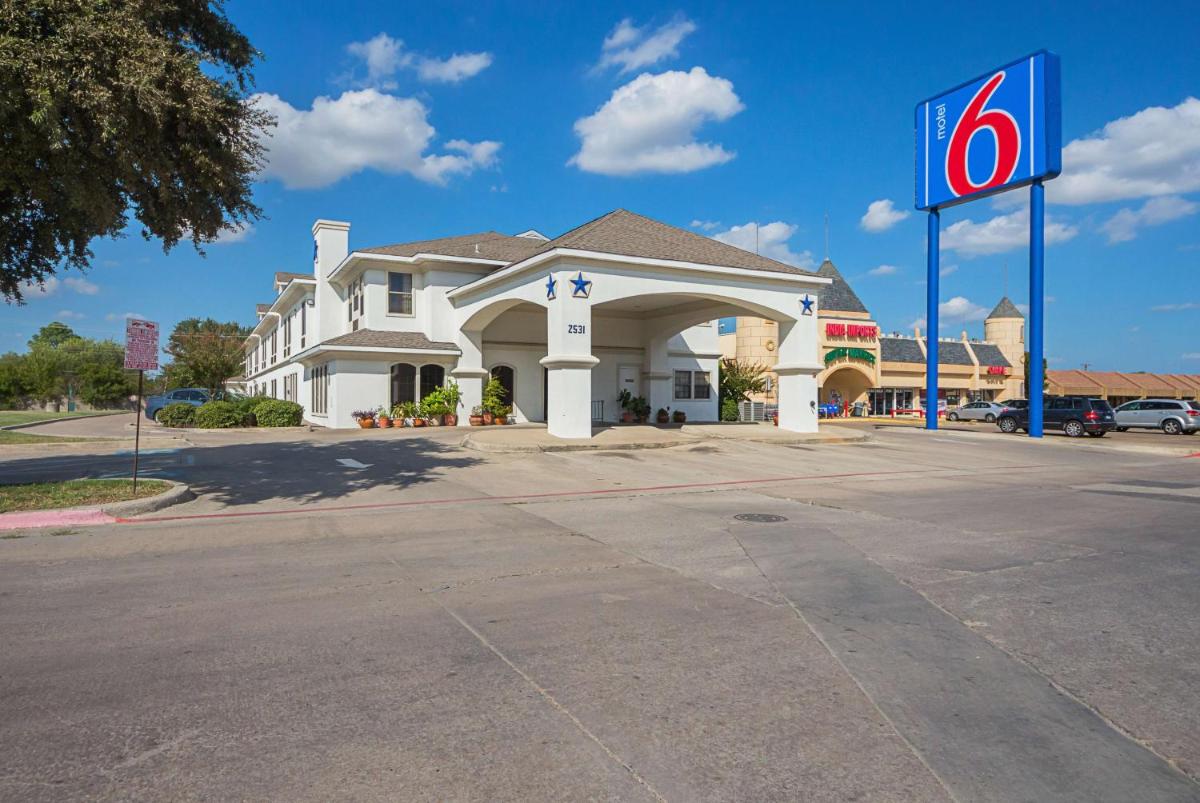 Motel 6 Dallas – Irving DFW Airport South - image 4