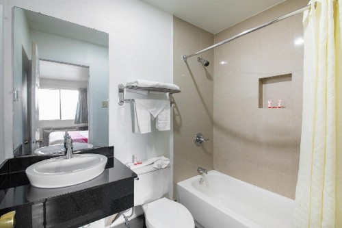 OYO Hotel Irving DFW Airport North - image 11