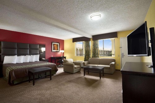 Days Inn by Wyndham Dallas Irving - image 10