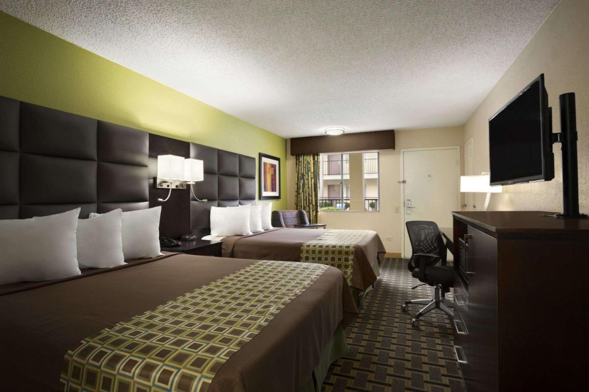 Days Inn by Wyndham Dallas Irving - image 6