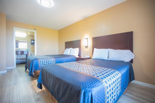 The Crossroads Hotel and Suites Irving - image 11