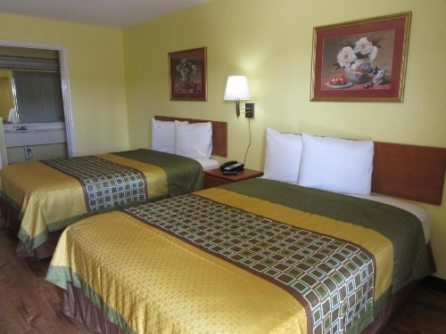 The Crossroads Hotel and Suites Irving - image 22