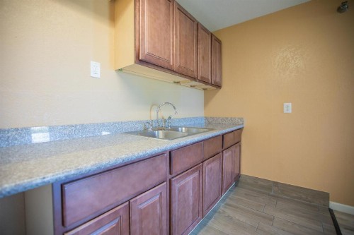 The Crossroads Hotel and Suites Irving - image 9