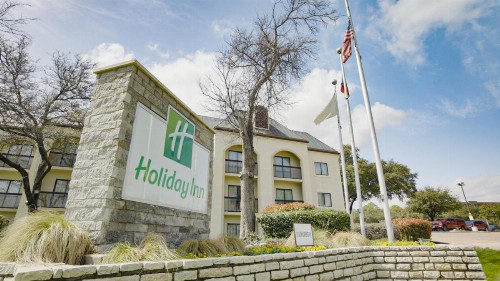 Holiday Inn Irving Las Colinas an IHG Hotel - image 11