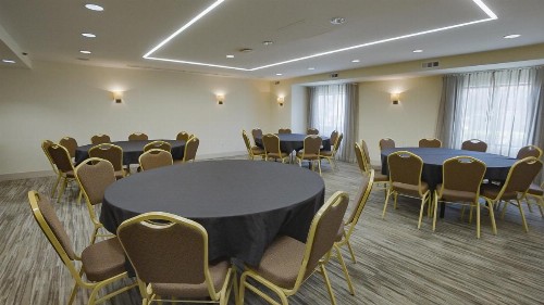 Holiday Inn Irving Las Colinas an IHG Hotel - image 14