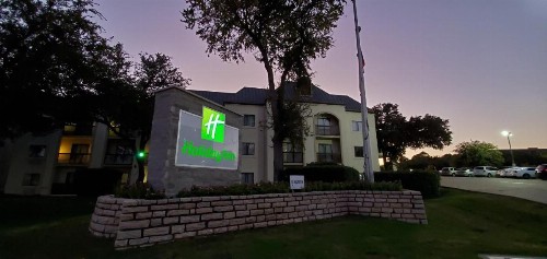 Holiday Inn Irving Las Colinas an IHG Hotel - image 22