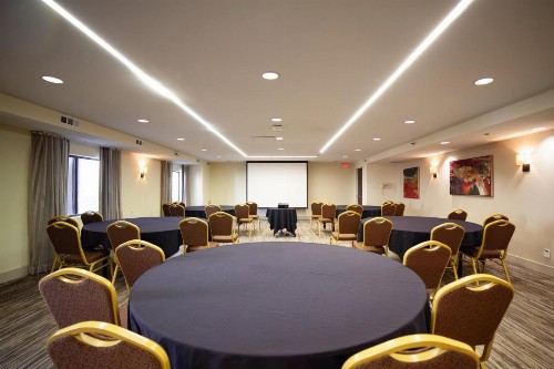 Holiday Inn Irving Las Colinas an IHG Hotel - image 23