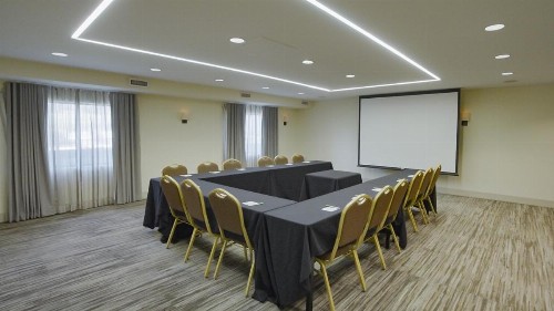 Holiday Inn Irving Las Colinas an IHG Hotel - image 26