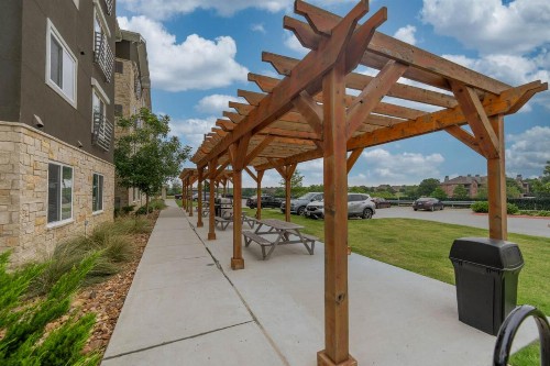 WaterWalk Dallas-Las Colinas - image 14