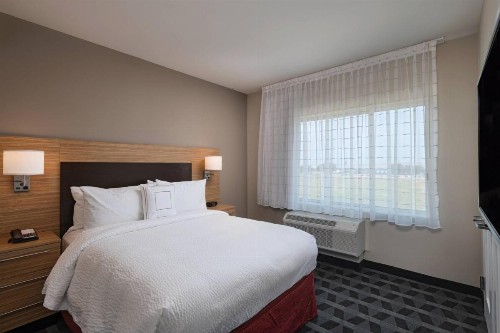 TownePlace Suites by Marriott Dallas DFW Airport North/Irving - image 38