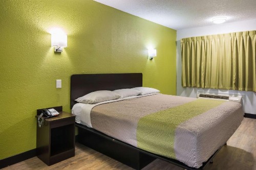 Motel 6 Irving - Loop 12 - image 17