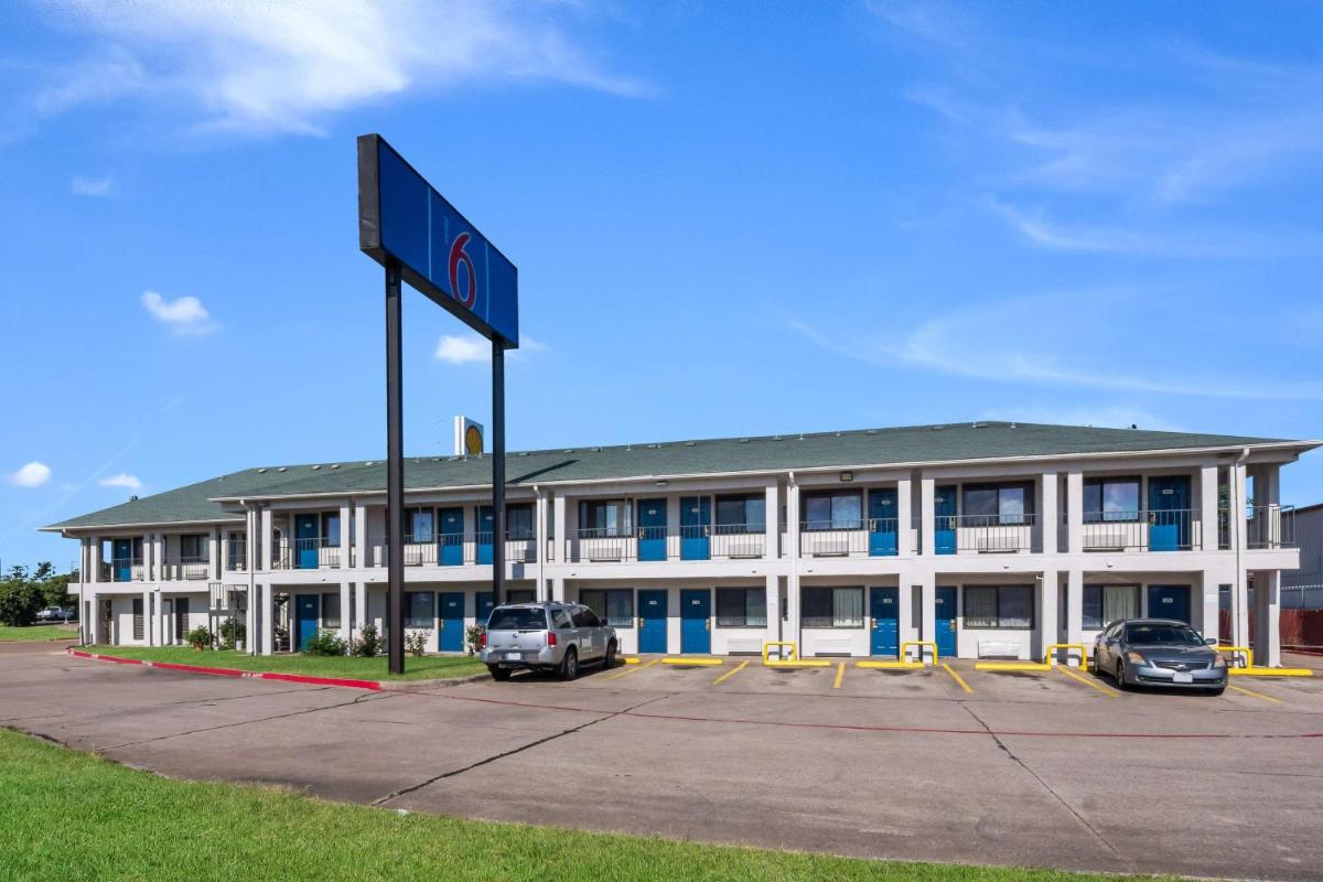 Motel 6 Irving - Loop 12 - image 5