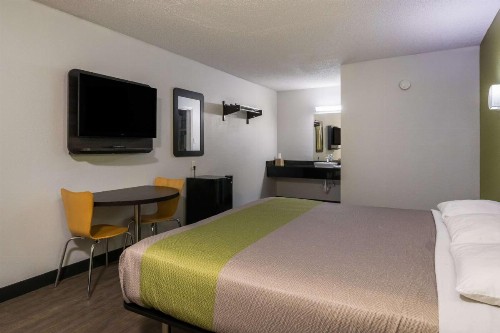 Motel 6 Irving - Loop 12 - image 7