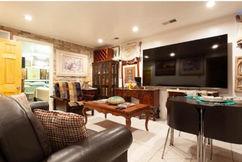 Studio Apartment - image 3