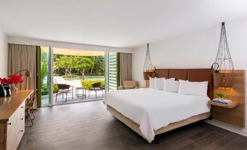 Amara Cay Resort - image 50