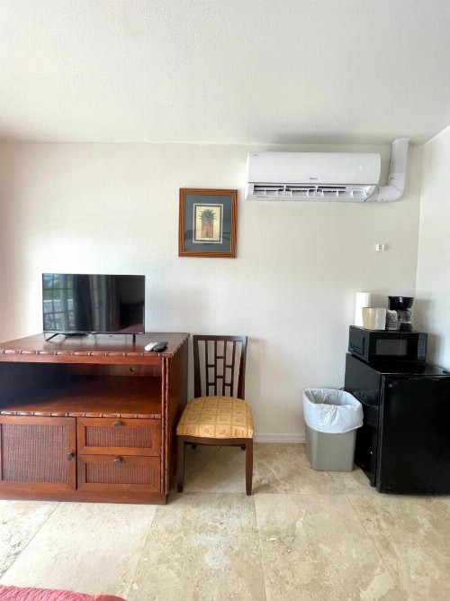 Coconut Cove Resort & Marina - image 16