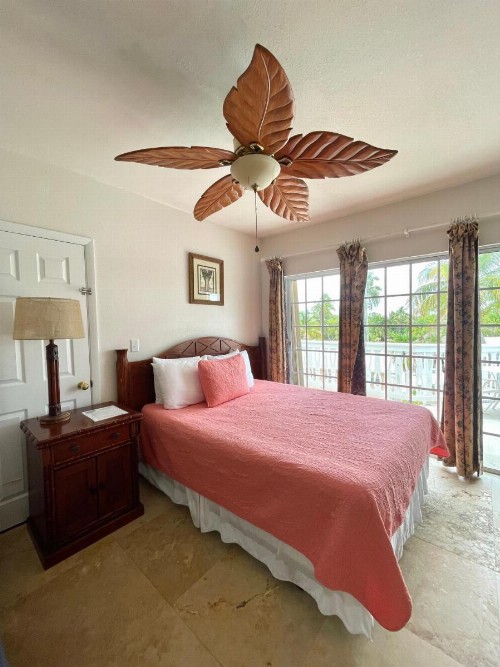 Coconut Cove Resort & Marina - image 33