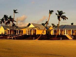 Islander Resort - image 2