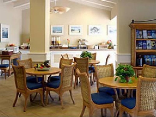 Islander Resort - image 5